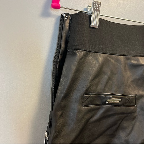 Manière de Voir Black Quilted Vegan Leather Leggings/ Pants Sz 14 NWOT - Picture 9 of 11